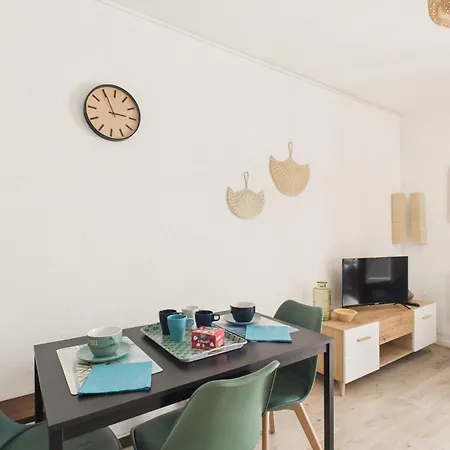 200m De La Plage, Terrasse, Pour 4 Appartement Saint-Hilaire-de-Riez