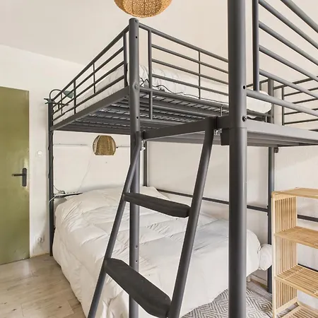 Appartement 200m De La Plage, Terrasse, Pour 4 *