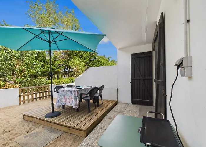 200m De La Plage, Terrasse, Pour 4